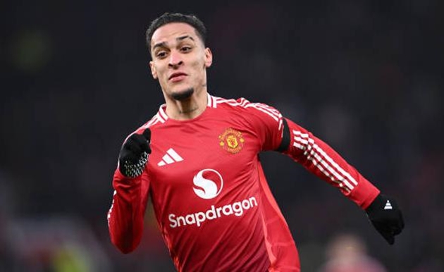 Kế hoạch tái thiết của HLV Amorim tại Man United gặp khó khăn